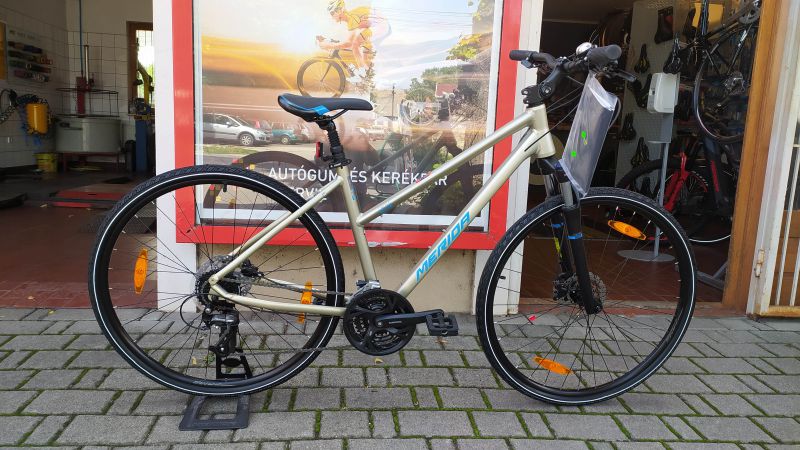 MERIDA CrossWay 40D női